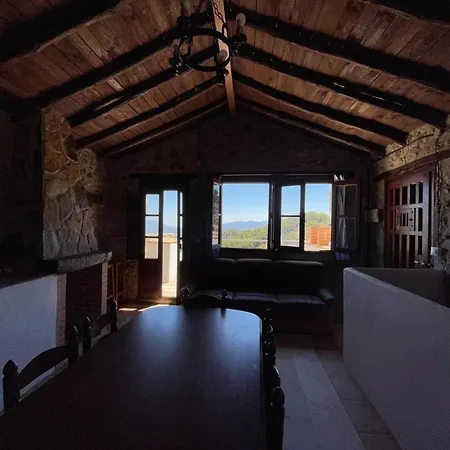 Casa De Piedra