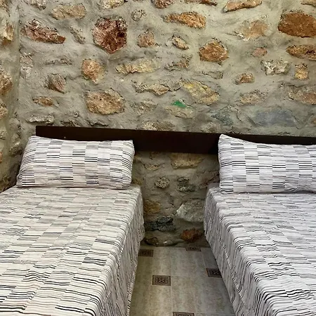 Casa De Piedra